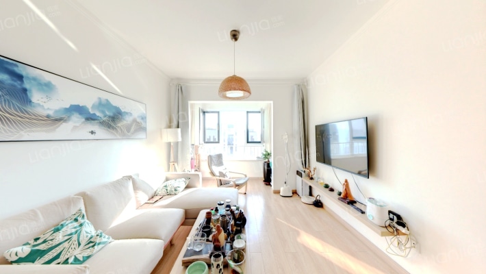 公园里二手房实景图