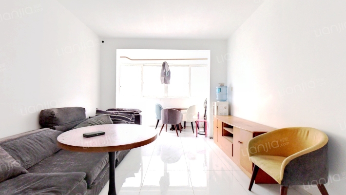 万佳花苑二手房实景图