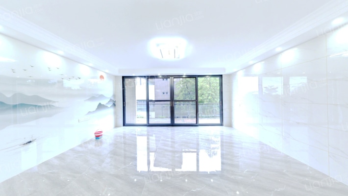 依云小镇二手房实景图