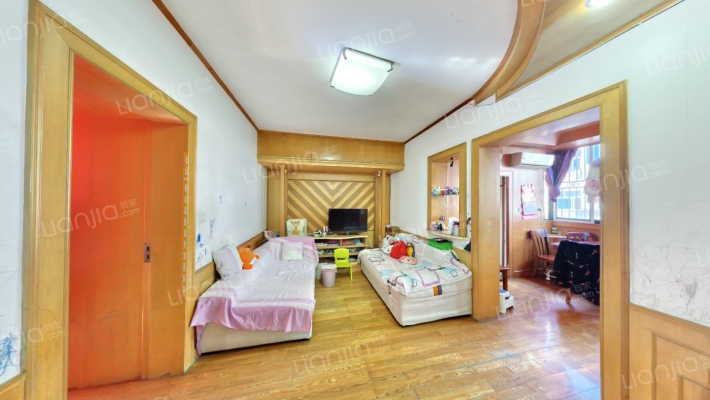 蠙东新村二手房实景图