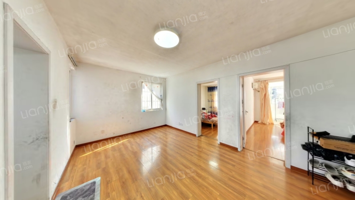 枫景苑C区二手房实景图