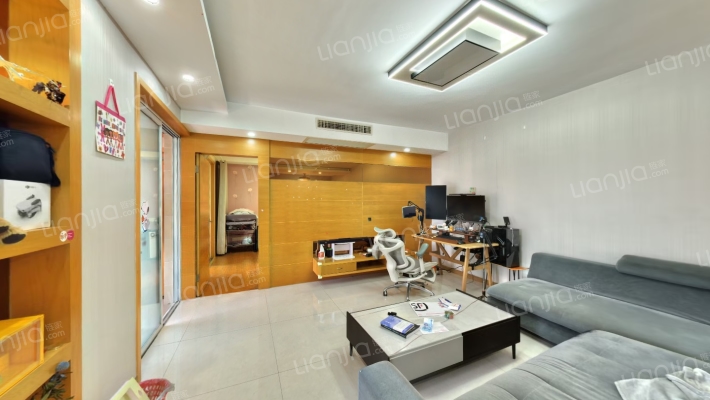 21世纪国际公寓东区二手房实景图