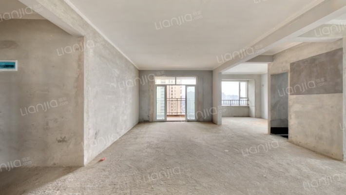 泊湖天下二期二手房实景图