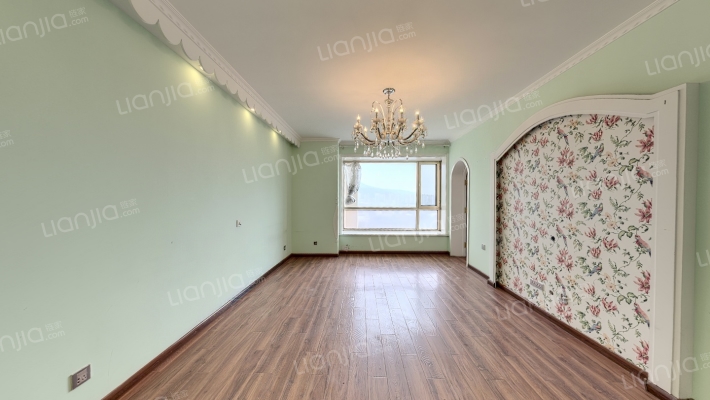 亚泉湾二手房实景图