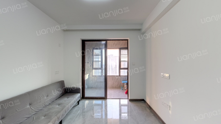 三江岚隽二手房实景图