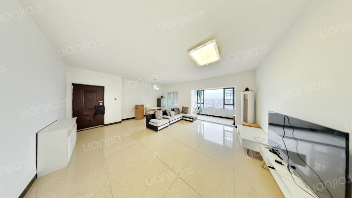 旷远洋湖18克拉二手房实景图