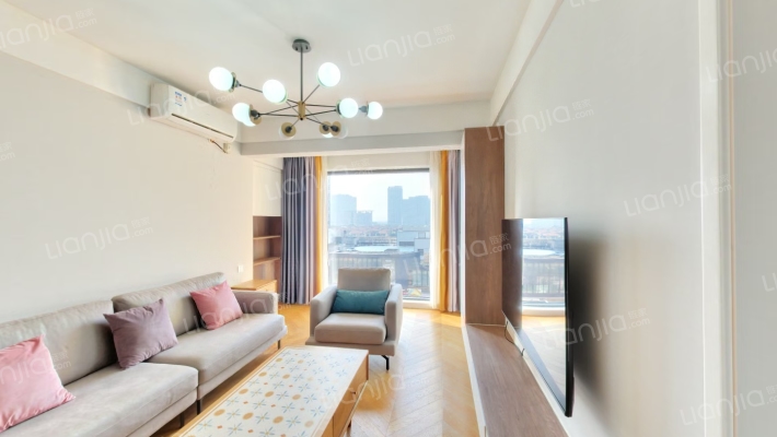 新城吾悦华府二手房实景图