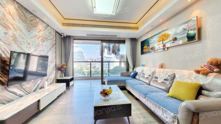 龙光玖龙台一期二手房实景图