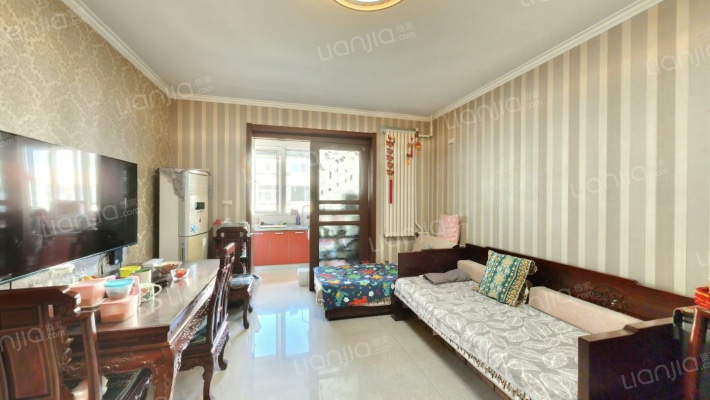 大众三益小区二手房实景图