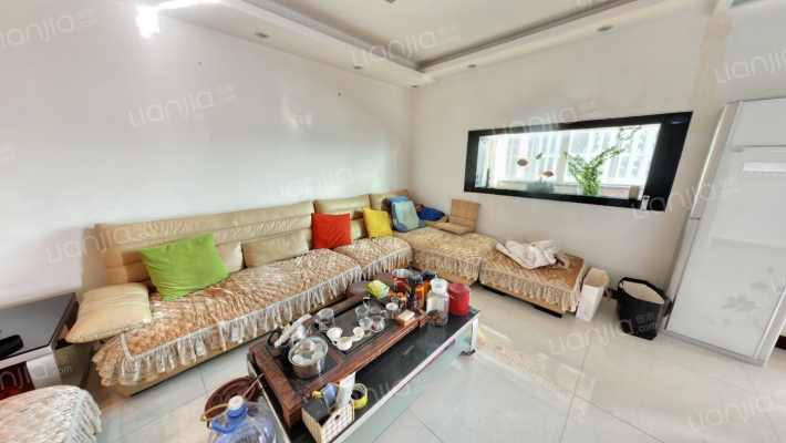 瑞景东庭二手房实景图