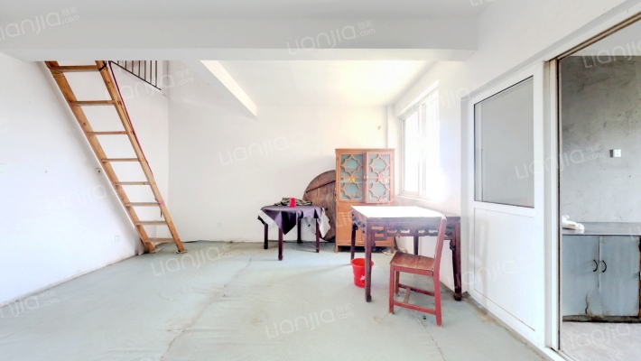 天和景居二手房实景图