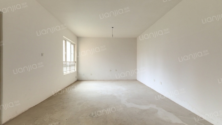 龙湖社区2期二手房实景图