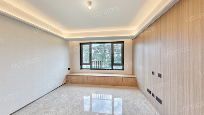 中建玖玥府二手房实景图