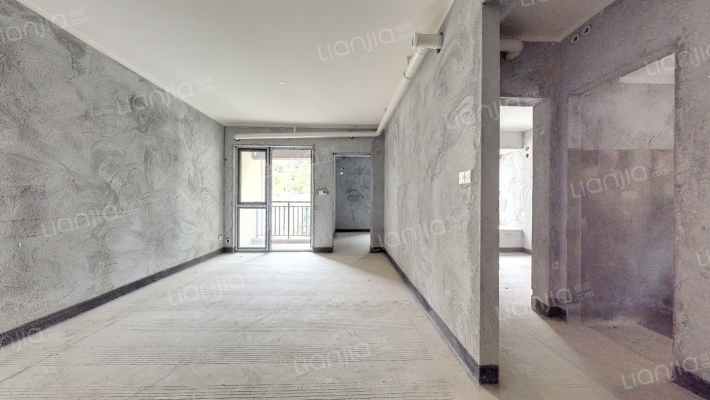 山晓二手房实景图