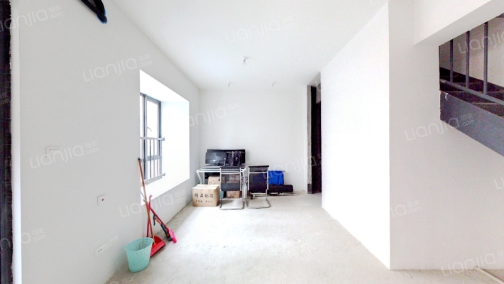 特房莱昂公馆二期二手房实景图