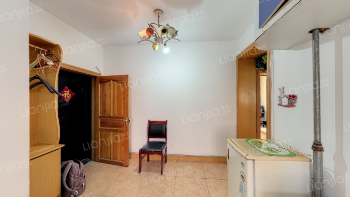 民族社区二手房实景图