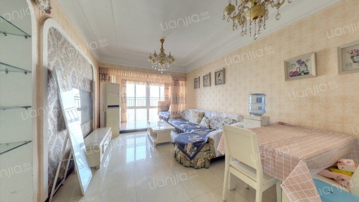 融汇半岛玫瑰公馆二手房实景图