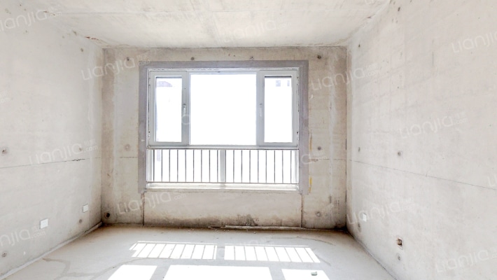 龙华城二期二手房实景图