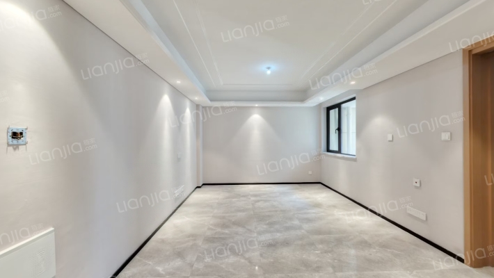 星河2049二手房实景图