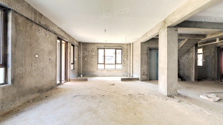 福晟中央美墅二手房实景图