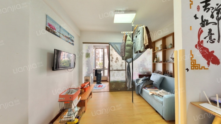 东特新居二手房实景图