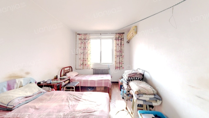 稚优里二手房实景图