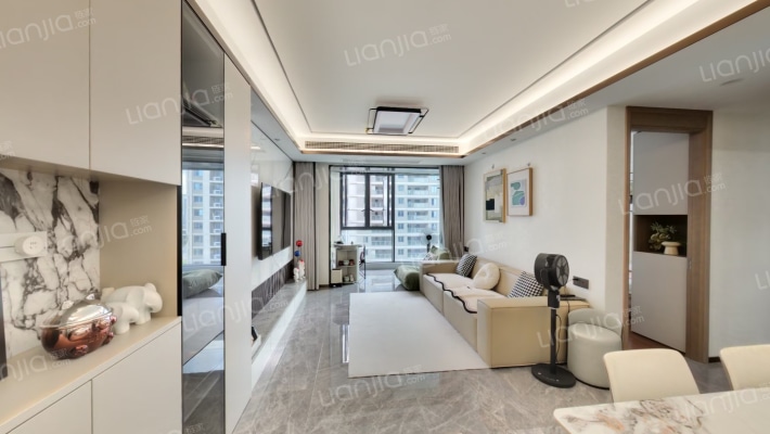 德信新中宇·文辰府二手房实景图