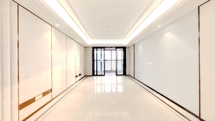 名湖豪庭二手房实景图