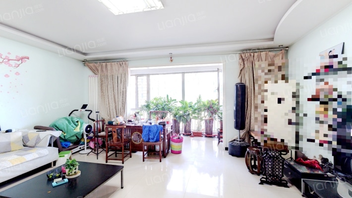 河畔明珠二手房实景图