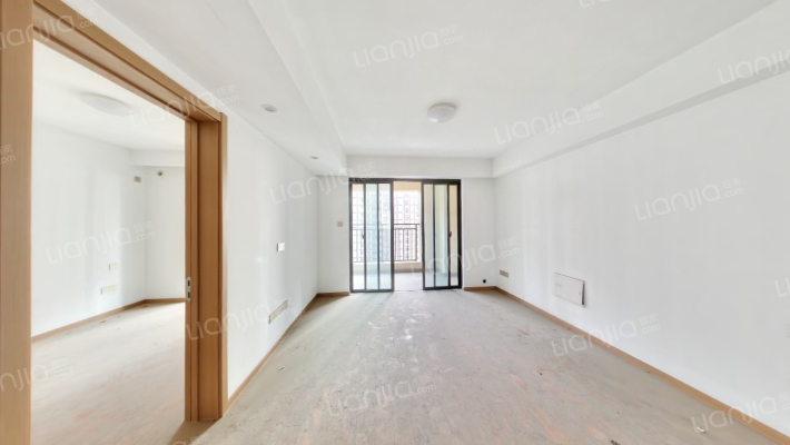 铂珺花园二手房实景图