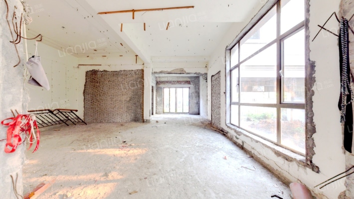 岭秀苑二手房实景图