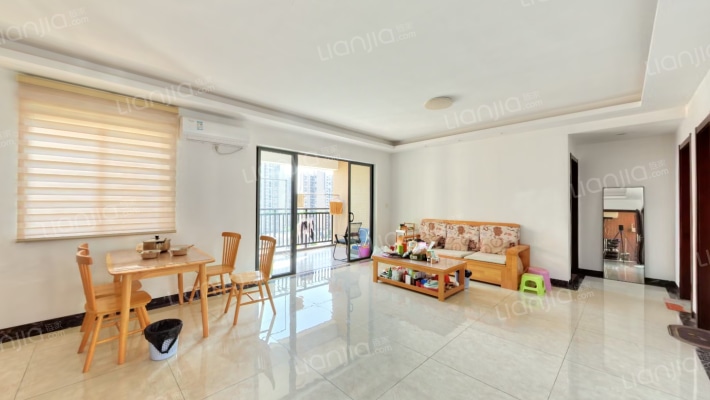 尚品雅居山语二手房实景图