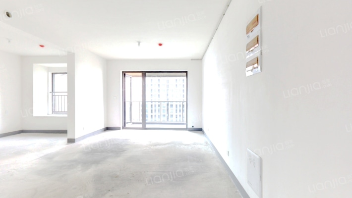 新湖春晓二手房实景图