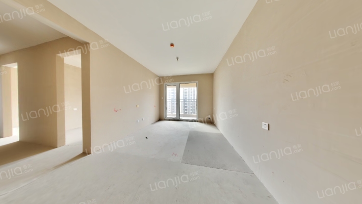 龙湖蓝岸郦城二手房实景图