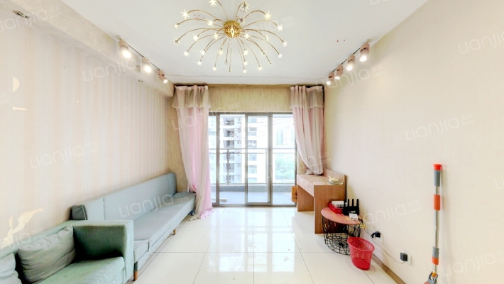 顺新时代二手房实景图