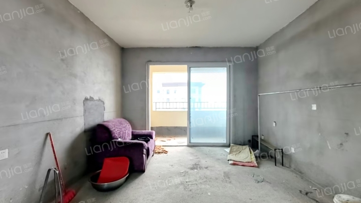 欢乐家园二手房实景图