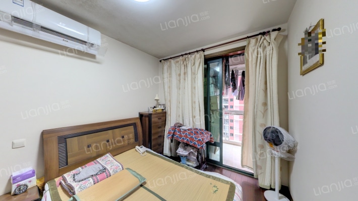 绿地世纪城(二期)二手房实景图