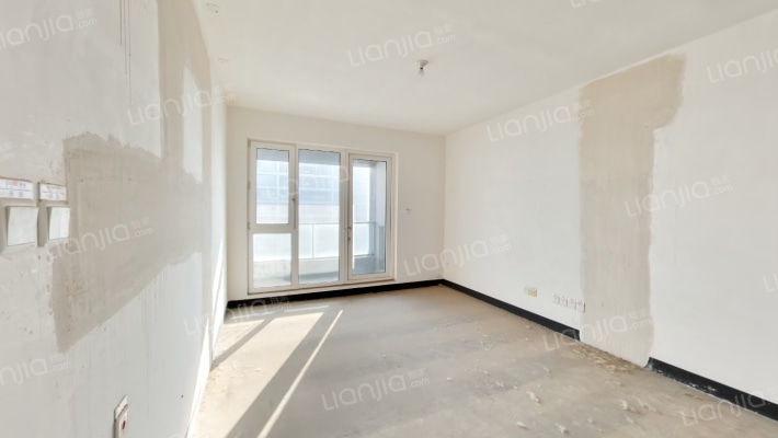 融创城四期二手房实景图