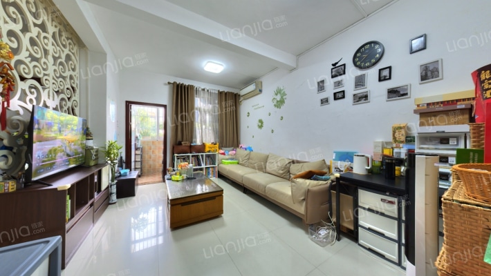 灵芝新村二手房实景图