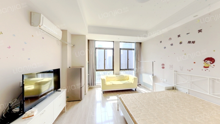 绿地蓝海微公馆二手房实景图