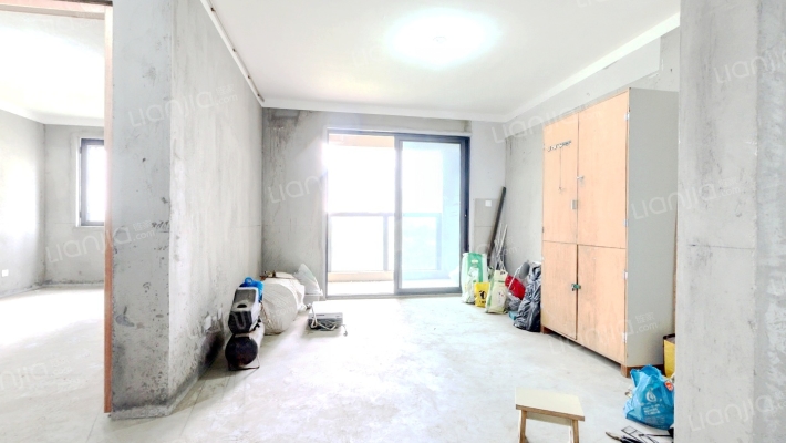 临江锦园二手房实景图