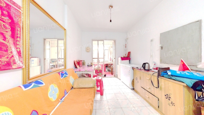 模具厂小区二手房实景图