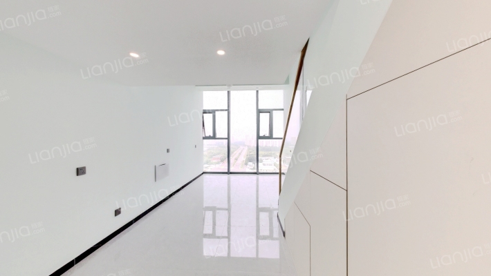 星联中心二手房实景图