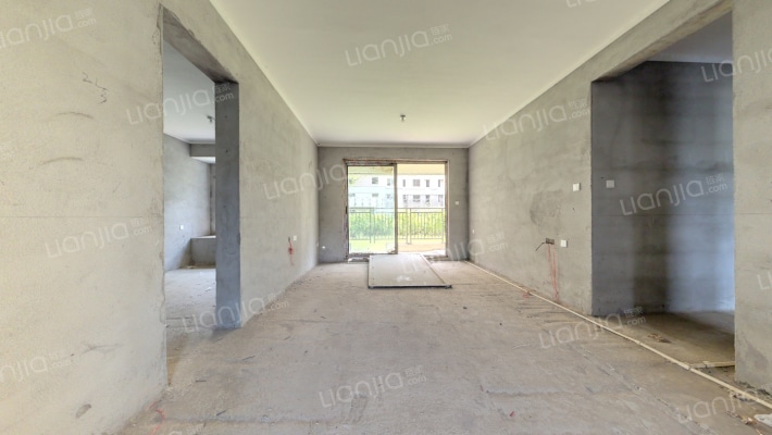 金科鹿鸣帝景二手房实景图