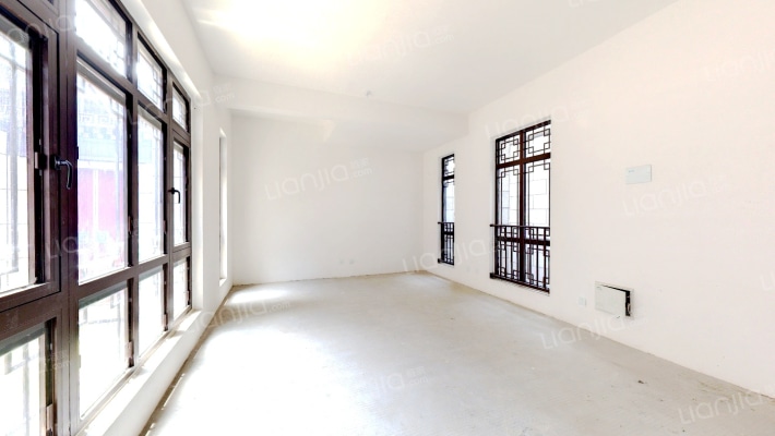 万振紫蓬湾二手房实景图