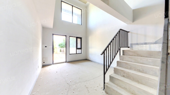 牛驼温泉孔雀城涵泉苑二手房实景图