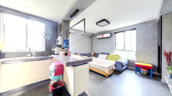 金杨新村九街坊二手房实景图