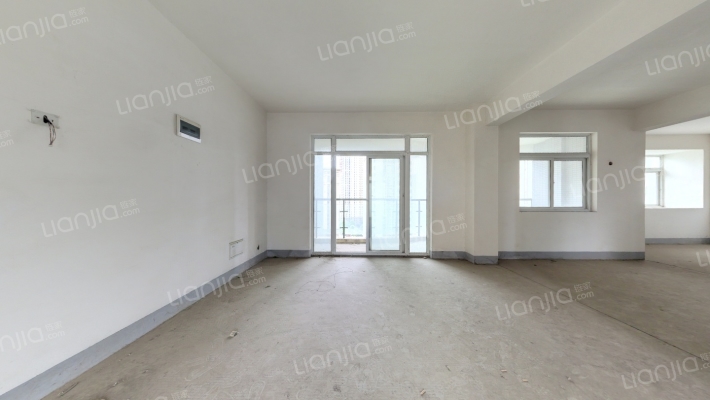 新荣苑二手房实景图