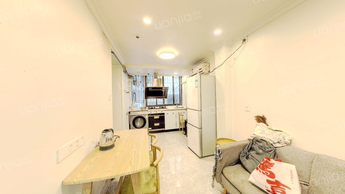 麓苑路二手房实景图