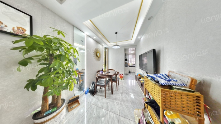 莫愁新寓迎春里二手房实景图